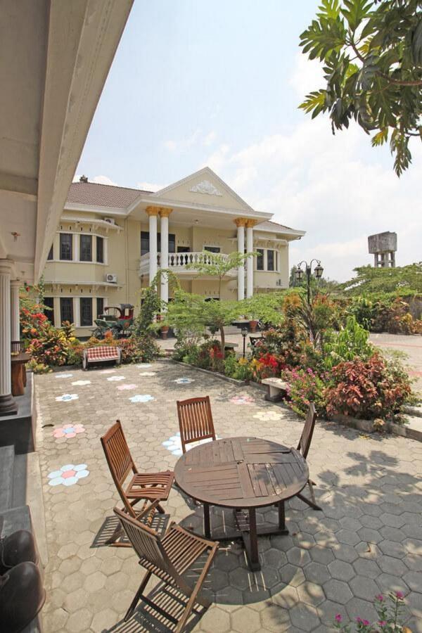 מלון Ngabean Reddoorz Near Umy Yogyakarta מראה חיצוני תמונה