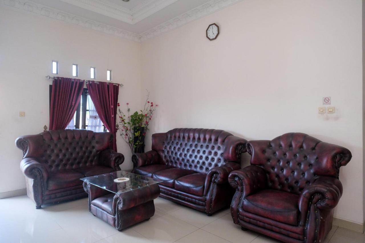 מלון Ngabean Reddoorz Near Umy Yogyakarta מראה חיצוני תמונה
